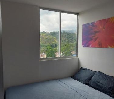 Floridablanca Apartment | Apartasuite Privado Espectacular Vista Panorámica cerca al HIC FOSCAL 3 Habitaciones