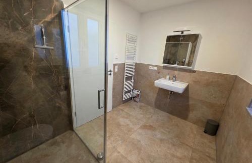 Gaisbach Apartment | Apartement 2 Schlafzimmer 300 m zur Würth Hauptzentrale