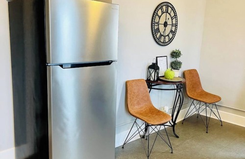 Huntington Apartment | Aparthotel- Green Goddess by Arena/Univ/Hospital