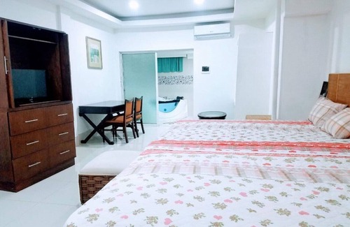 Ciudad Nueva Hotel | Aparthotel La Casona Dorada 5