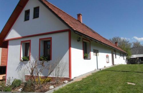 Blazejovice House | Apartmán Na Kopečku - žlutý pokoj