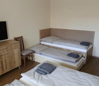 Prosiek House | Apartmány ALTI