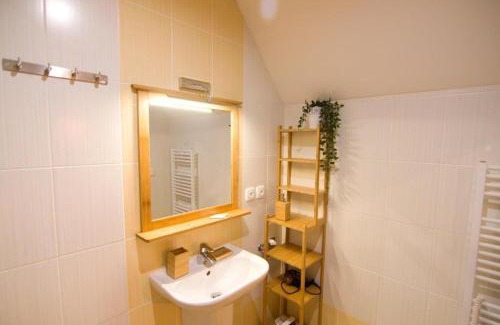 Ruzomberok Apartment | Apartmány - Helena 15 a Helena 21 Hrabovo