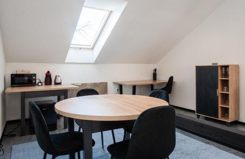 Prague 12 Apartment | Apartmány Modřany