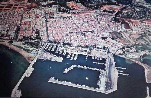 Sant Carles de la Rapita House | Apartment in Sant Carles de la Rapita