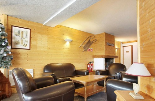 Notre-Dame-de-Bellecombe Apartment | Apartment in Notre Dame de Bellecombe