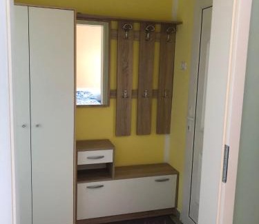 Postojna Apartment | Apartma Mahnič