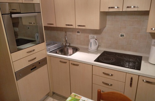 Koper Apartment | Apartma v centru Kopra s čudovitim razgledom na morje.