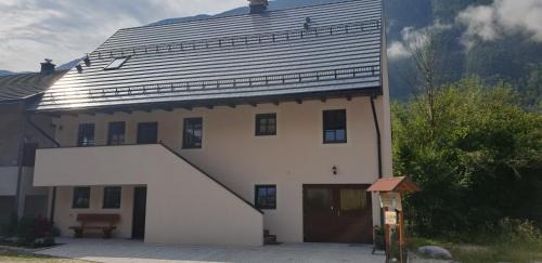 Cezsoca Apartment | APARTMAJI VITEZ apartma 2