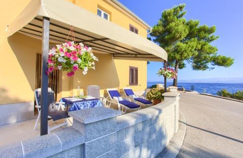 Vantacici Apartment | Apartman ANTICA