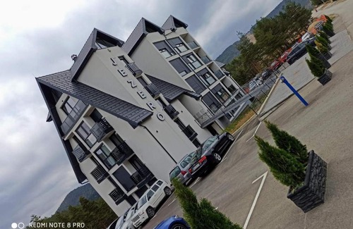 Divcibare Apartment | Apartman Dan i Noć