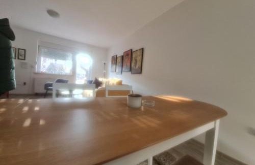 Sombor Apartment | Apartman KARIBO