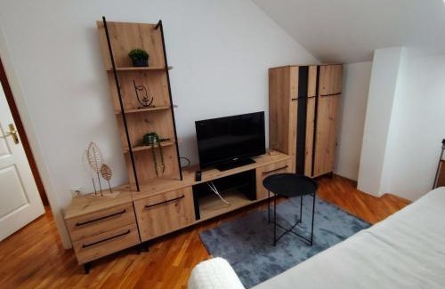 Novi Sad Apartment | Apartman Matica Srpska sa garazom