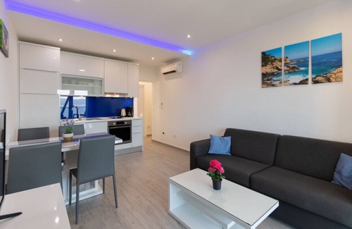 Medici Apartment | Apartman Mia 4 - Omiš by Villas Guide