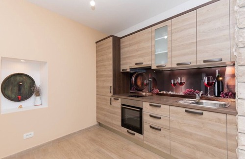 Medici Apartment | Apartman Mia 6 - Omiš by Villas Guide