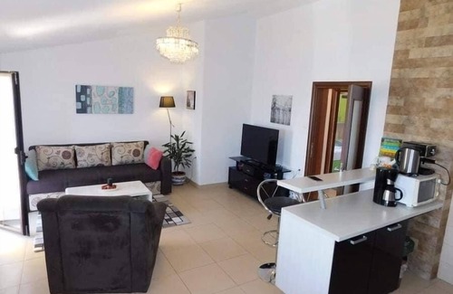 Municipality of Omisalj Condo | Apartman with pool "Sabine 2"