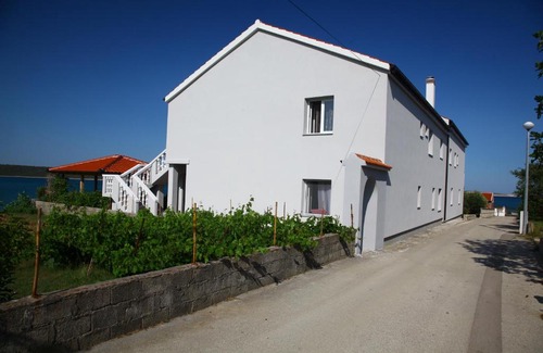 Ljubac Apartment | Apartmani Gažić