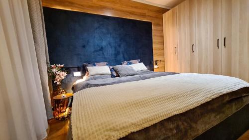 Shiligarnika Apartment | Apartmanica Double room apartment 101-12, with AC, big terrace, St Ivan Rilski 4 star SPA Resort, Bansko