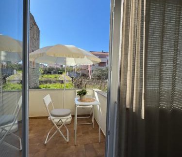 Kukljica Apartment | Apartmant SEASIDE - great location, 2 min from beach, sunny terrace