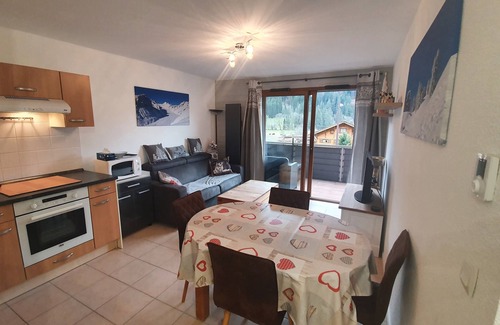 La Chapelle-d'Abondance Apartment | Apartment T2 300m from the Panthiaz cable car 4 pers 40m2