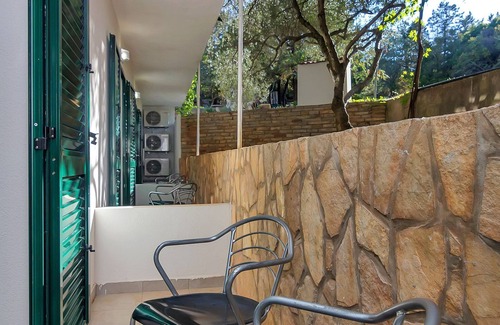 Pokrivenik Apartment | Apartment and Rooms Nikola (38301-A13) - Zastrazisce - island Hvar