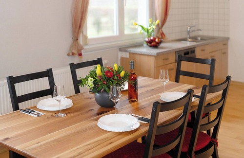 Herbolzheim Apartment | Apartment '2' with Wi-Fi