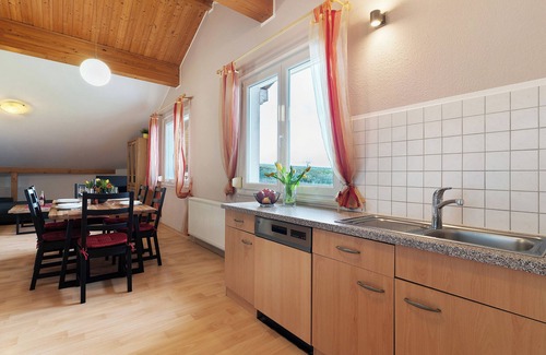 Herbolzheim Apartment | Apartment '2' with Wi-Fi