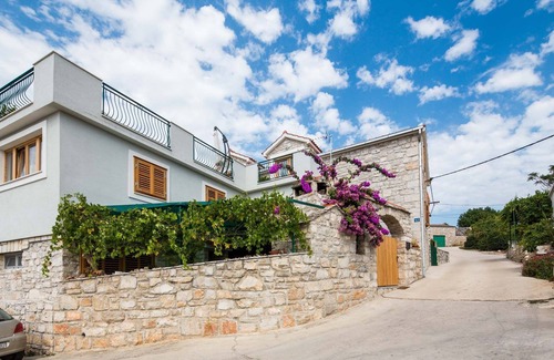 Gornje Selo Apartment | Apartment Zlendic (47172-A1) - Stomorska - island Solta