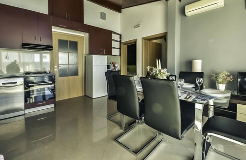 Maslenica Apartment | Apartment Škroćo by Interhome