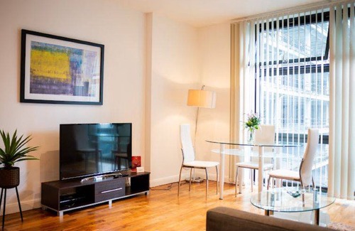 Canary Wharf Apartment | Apartment ∙ 1 bedroom ∙ 2 guests