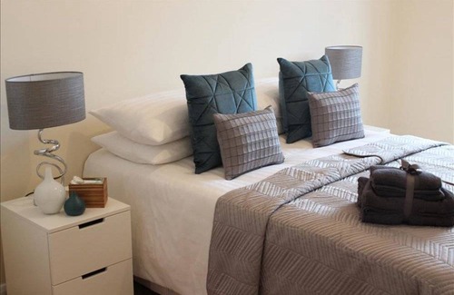 Offerton Apartment | Apartment ∙ 1 bedroom ∙ 4 guests