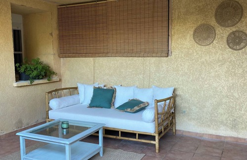 San-Martino-di-Lota Apartment | Apartment 100 metres from Miomo beach