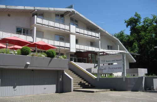 Weil am Rhein Apartment | Apartment '1' with Shared Terrace, Balcony and Wi-Fi