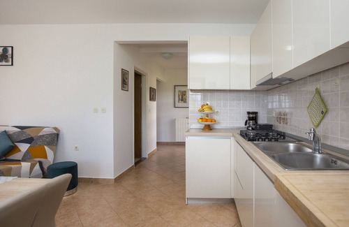Presika Apartment | Apartment 1606/16499 (Istria - Labin), 3000m from the beach