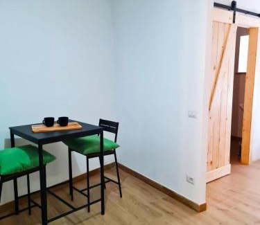 Ponticelli Apartment | Apartment 1913