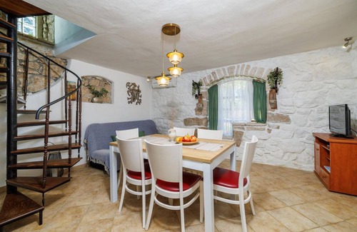 Plomin Apartment | Apartment ∙ 2 bedrooms ∙ 6 guests