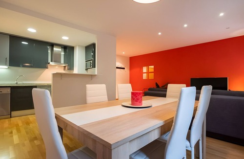 El Guinardo Apartment | Apartment '2 Bedroom in Maragall' with Wi-Fi and Air Conditioning