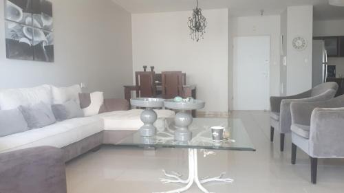 Ashdod Apartment | Apartment 2 bedrooms Central Location
