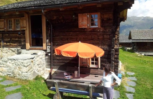 Fiesch Apartment | Apartment ∙ 2 bedrooms ∙ 4 guests