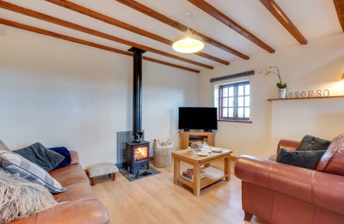 Brynrefail House | Apartment ∙ 2 bedrooms ∙ 4 guests