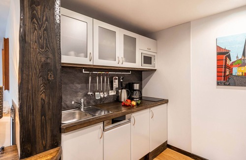 Buetzow Apartment | Apartment '2-Zimmer - Vierburg Bützow' with Shared Terrace, Shared Garden and Wi-Fi