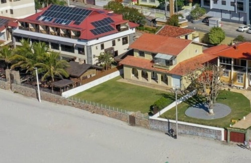 Ingleses Sul Apartment | Apartment 20 meters from the sand of Praia dos Ingleses or 2 minutes on foot.