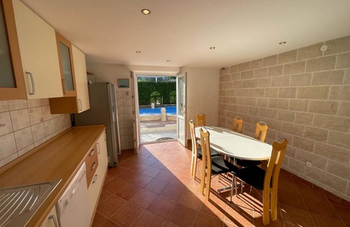 Nerezise Apartment | Apartment 2N Nerezisca with Private Pool