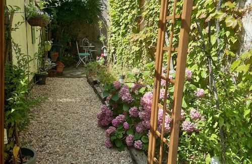 Le Dorat Apartment | Apartment 3 a lovely 1 bed flat with garden and parking. No fees.