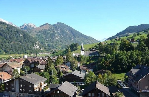 Zweisimmen Apartment | Apartment ∙ 3 bedrooms ∙ 6 guests