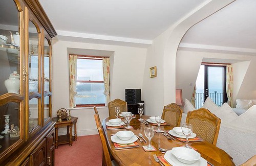 West Looe Apartment | Apartment ∙ 3 bedrooms ∙ 6 guests