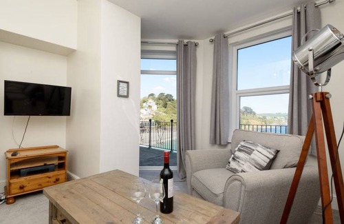 West Looe Apartment | Apartment ∙ 3 bedrooms ∙ 6 guests
