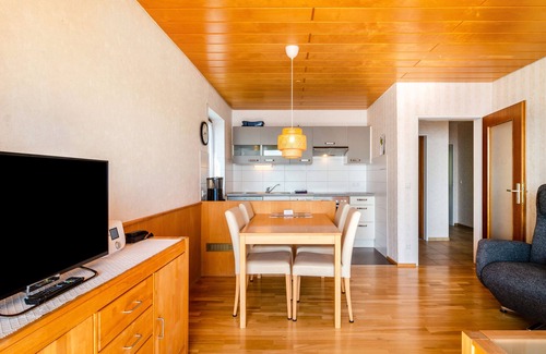 Bodman-Ludwigshafen Apartment | Apartment '3, 70qm' with Shared Garden, Balcony and Wi-Fi