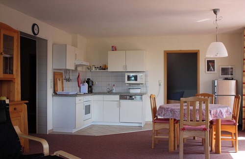 Kressbronn Apartment | Apartment '3, 73qm, Balkon' with Shared Pool, Shared Terrace and Wi-Fi