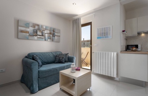 Funtana Apartment | Apartment,3 persons, pool, 100m from the beach, restaurants and other amenities.